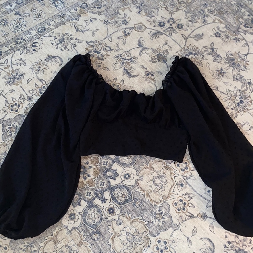 Black Puff Sleeve Top